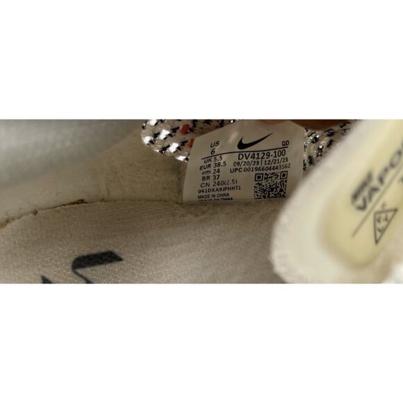 Nike ZoomX Vaporfly NEXT% 3 White Dark SmokeGrey DV4129-100 Women’s SZ 6 - Picture 7 of 7